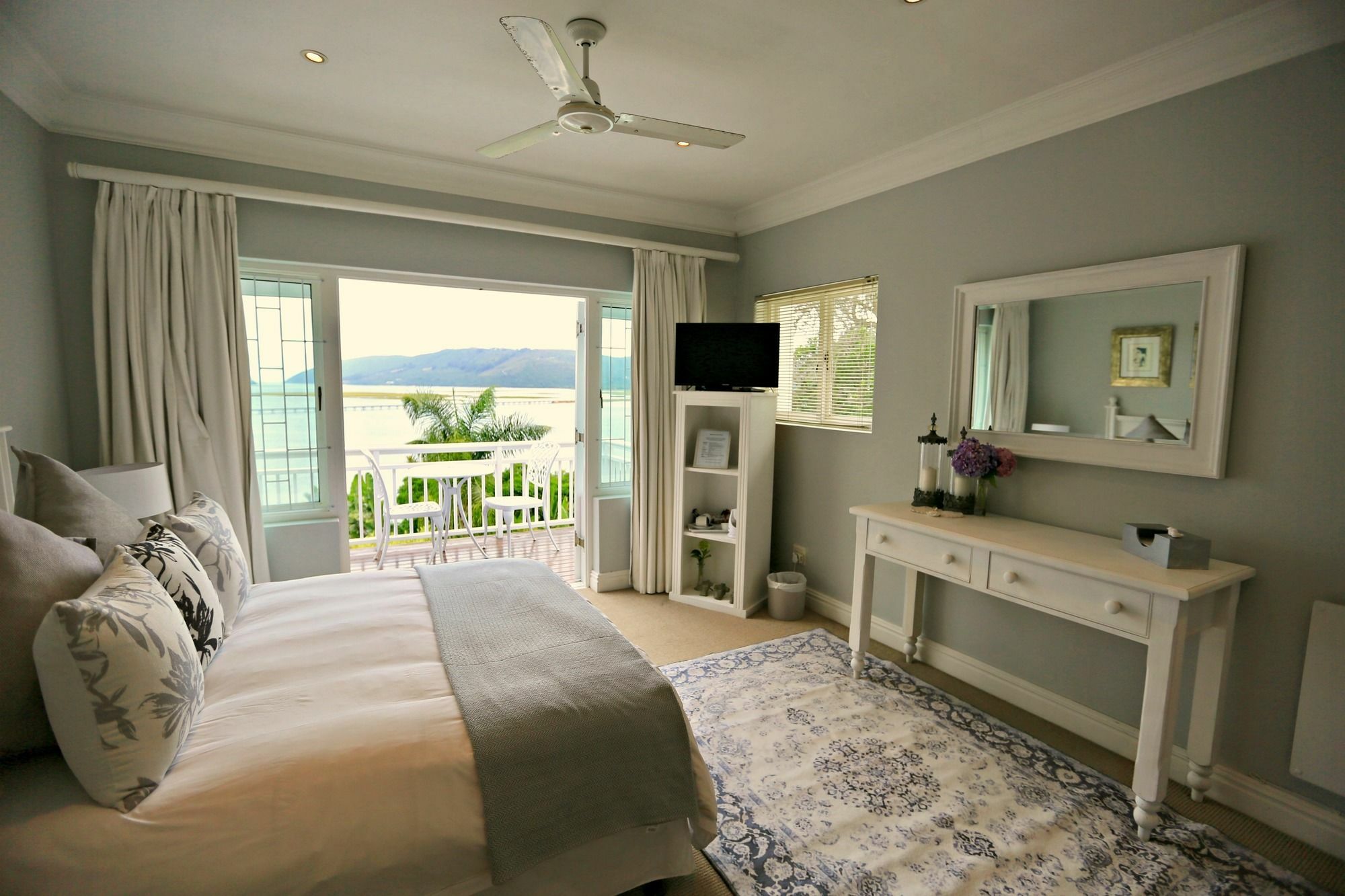 קניסנה Roseroc Boutique Guesthouse מראה חיצוני תמונה